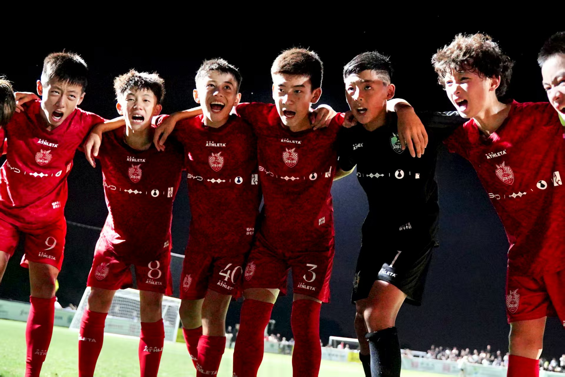 火博网页版 -包含赛地聚焦：法甲今晨热度飙升，成都蓉城调整名单，话题不断，赛季目标并未改变的词条